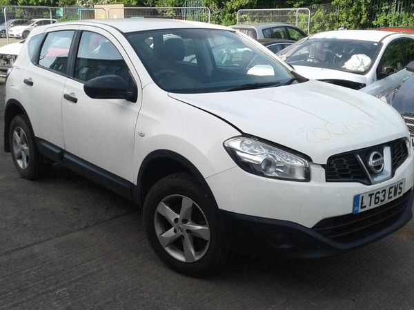 2013 NISSAN QASHQAI BREAKING FOR PARTS