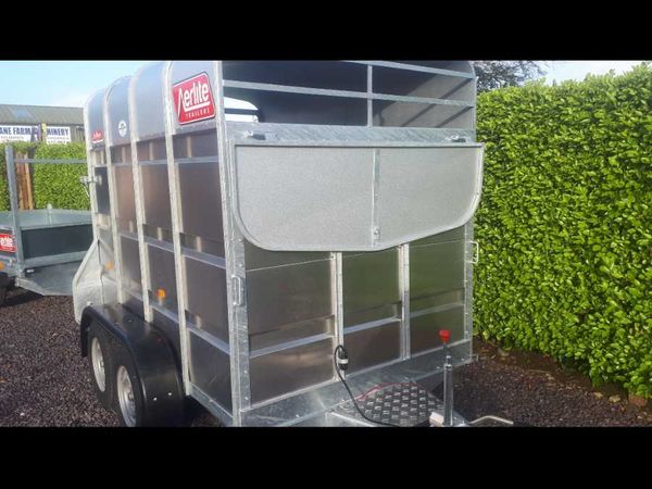 Aerlite  cattle trailers for sale