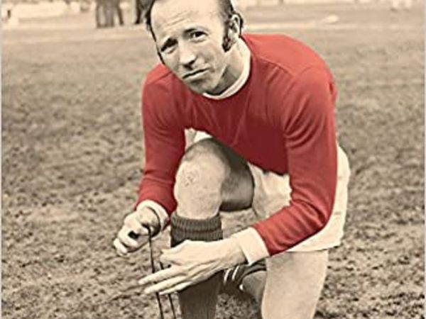 SIGNED HARDBACK 1ST EDITION NOBBY STILES AFTER THE