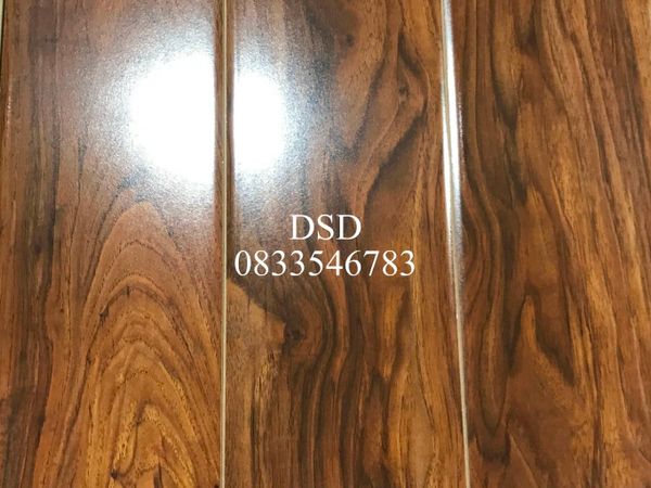 Calgary Walnut 12mm Gloss - Nationwide Delivery
