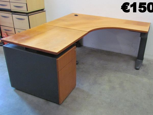 Office deals credenza table