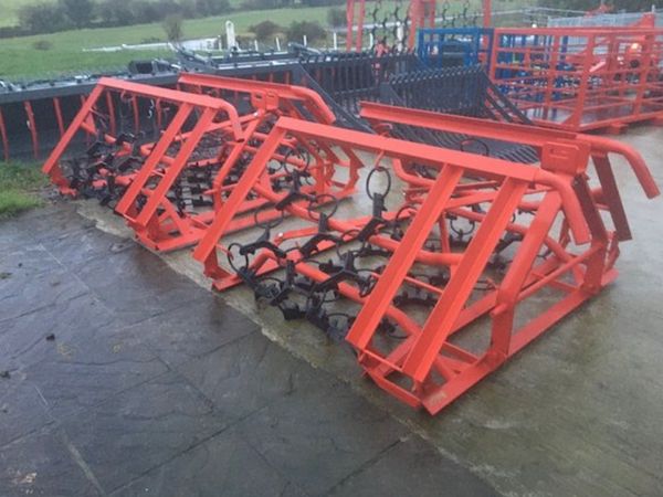 Selection of chain harrows