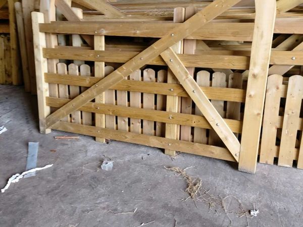 Timber  gate sale casey fencing