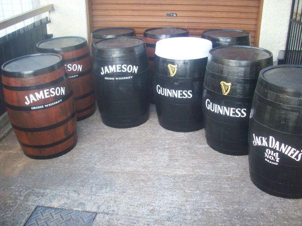 VARIETY PAINTED BARRELS WITH LOGO