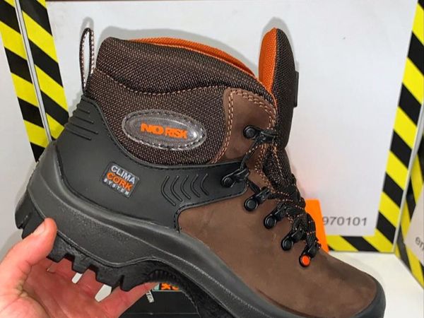 No Risk Boots on Sale now at Toolsaver.ie !!!