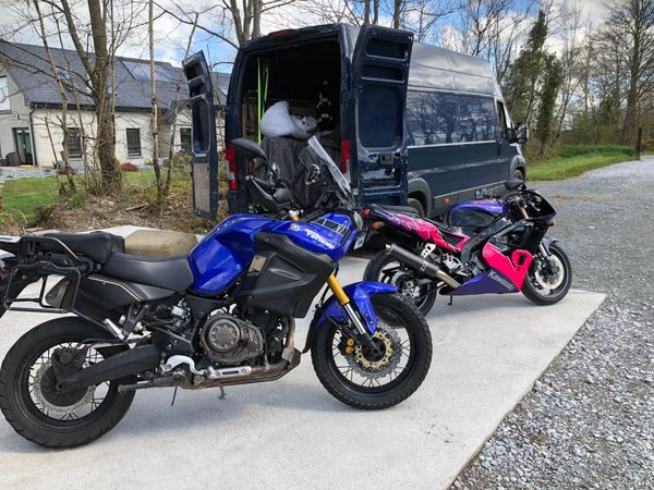 32 County Motorbike transport .