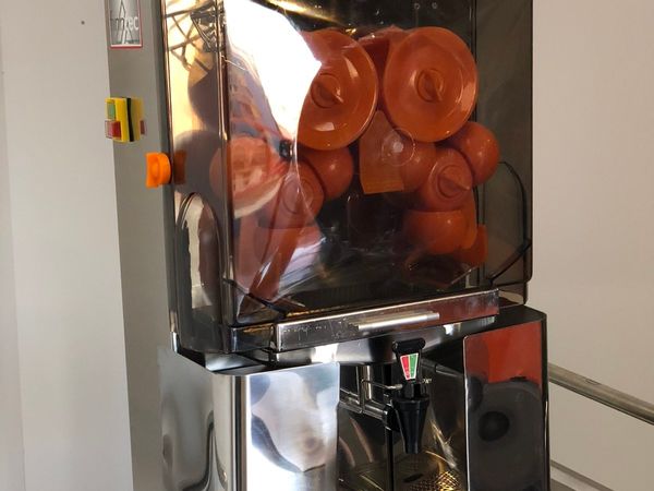 IN STOCK NOW Orange juice machine