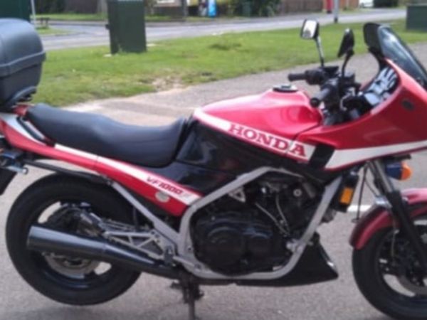 BREAKING FOR PARTS! 1986 HONDA VF1000F EARLY MODEL
