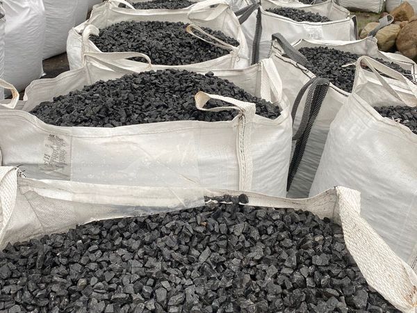 Anthracite Grey Chippings to match windows
