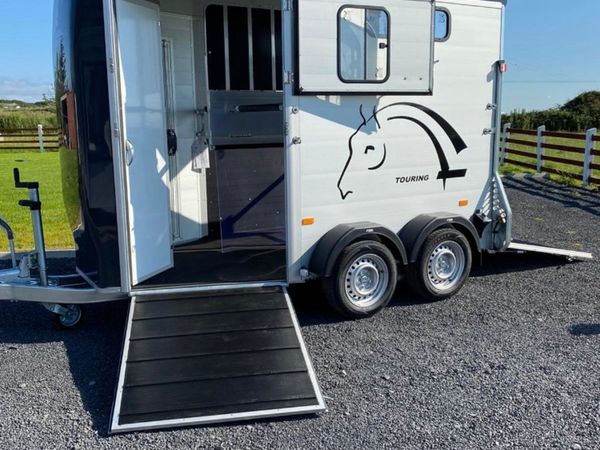 **IN STOCK*  New Cheval Liberté touring.