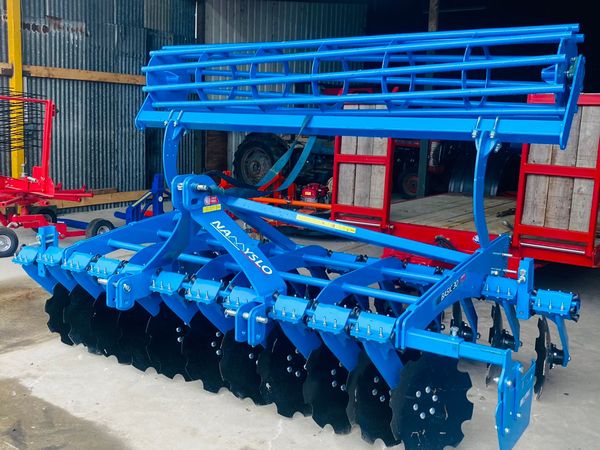 Basic 30 disc Harrow with crumbled roller