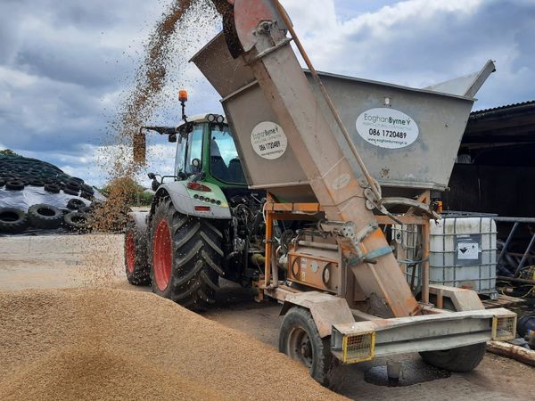 Lime spreading & mobile grain rolling