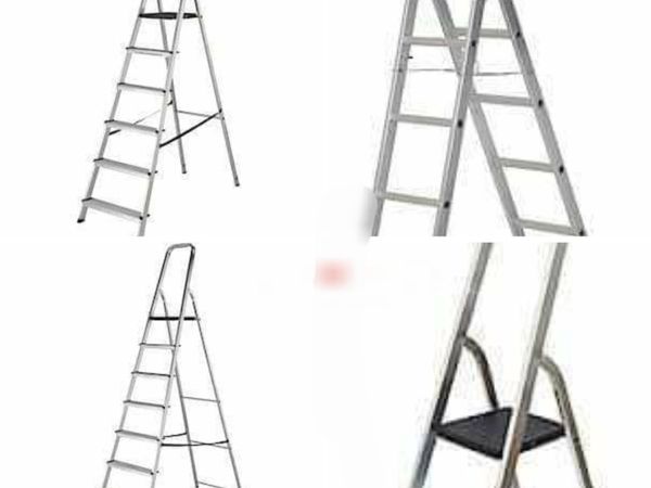 Lightweight aluminium step ladders
