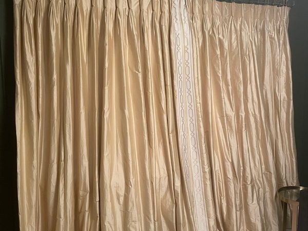 Colefax & Fowler Gold Interlined Curtains