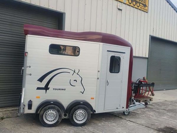 In stock New Chevel Touring S Horse Box