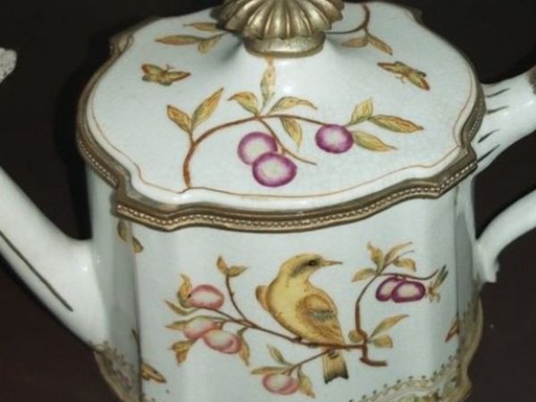Antique Chinese porcelain teapot