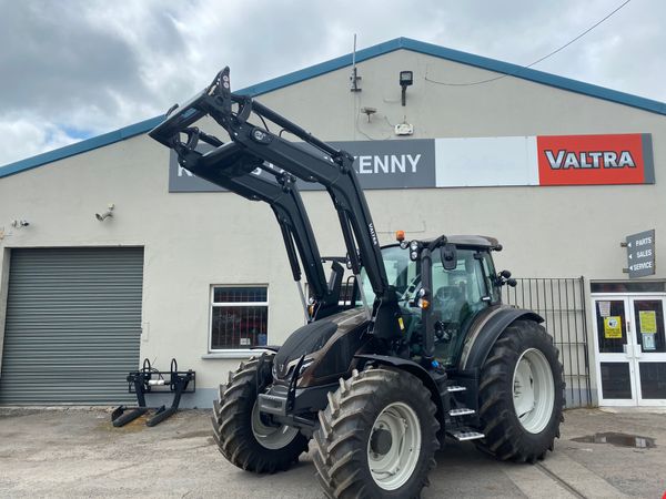 New Valtra G125 @ Kilkenny Agri Machinery