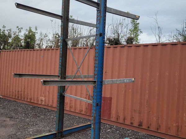 Cantilever racking Heavy duty 13 ft High 60 ft