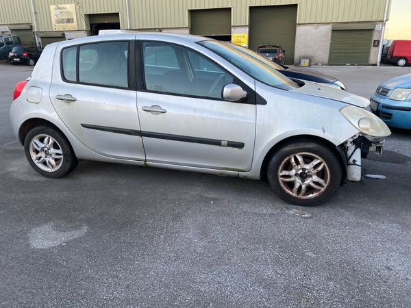 Renault Clio for breaking