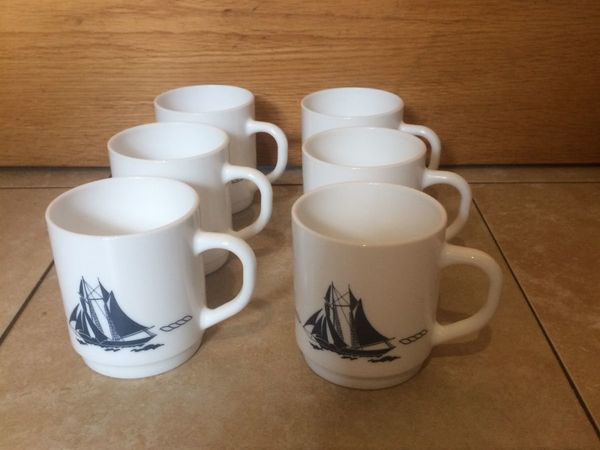 set of old spice vintage mugs with free postage