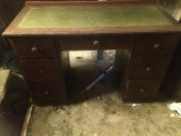 Edwardian desk with leather top nationwide deliver