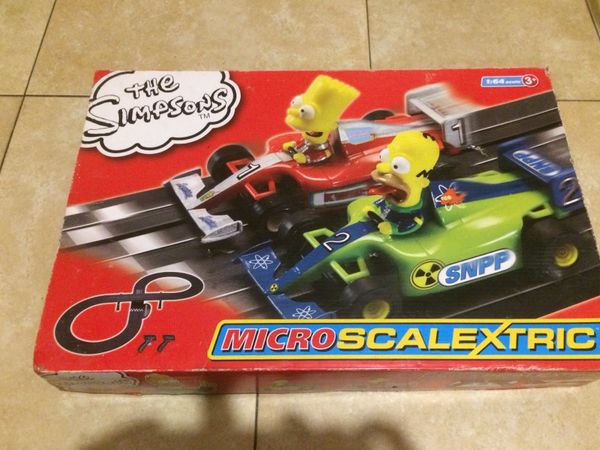 Simpson's scaletric race set with free postage