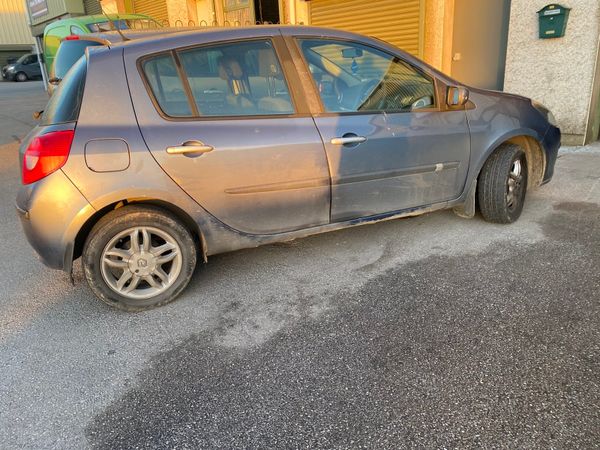 Renault Clio for breaking