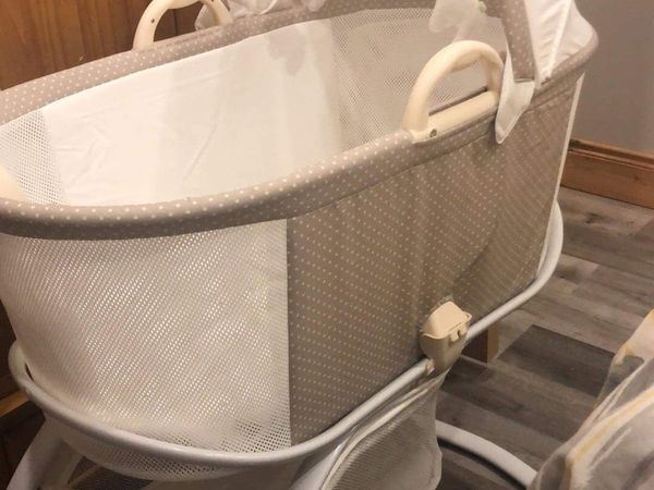 Baby bassinet and baby rocker/swing