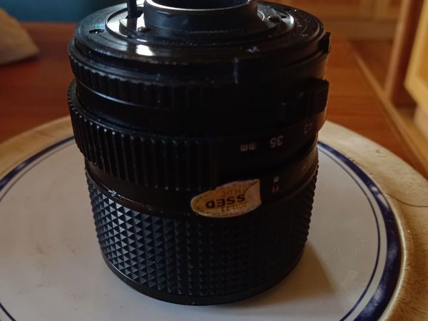 MD Minolta Lense 35-70 1:3.5  55mm