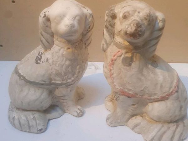 Dog statue ornaments - a pair