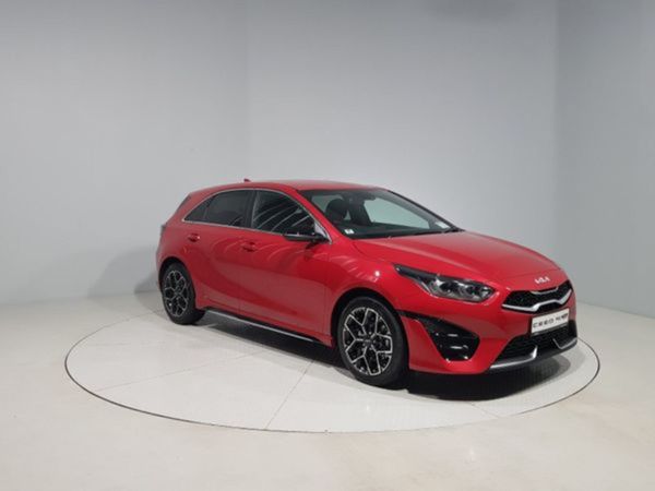 Kia Ceed Hatchback, Petrol, 2024, Red