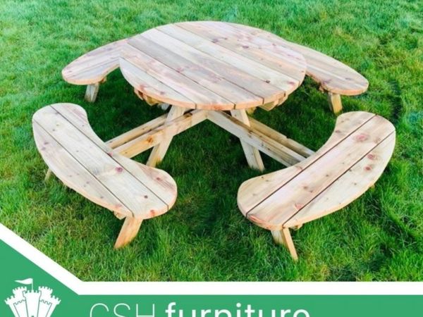 Garden Furniture - Round Picnic Table