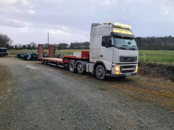 Low loader for hire