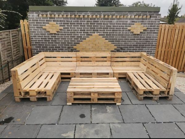 Pallet best sale garden sofa