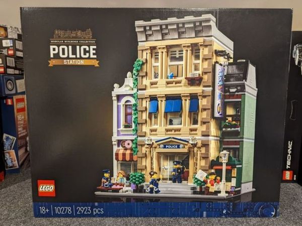 LEGO Creator Expert Police Station - 10278 NEW