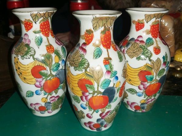 3 beautiful vases