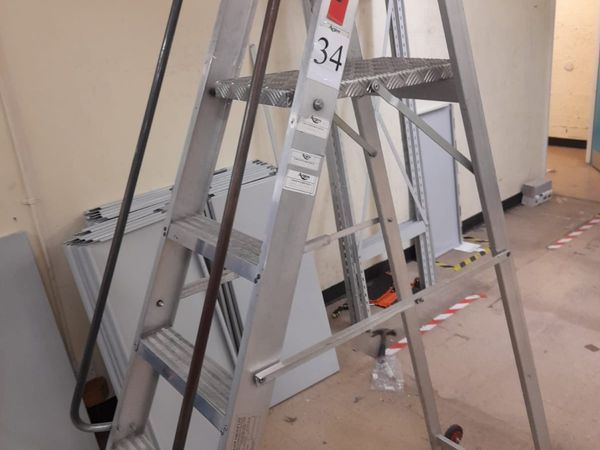 High Quality Mobile Ladder Steps