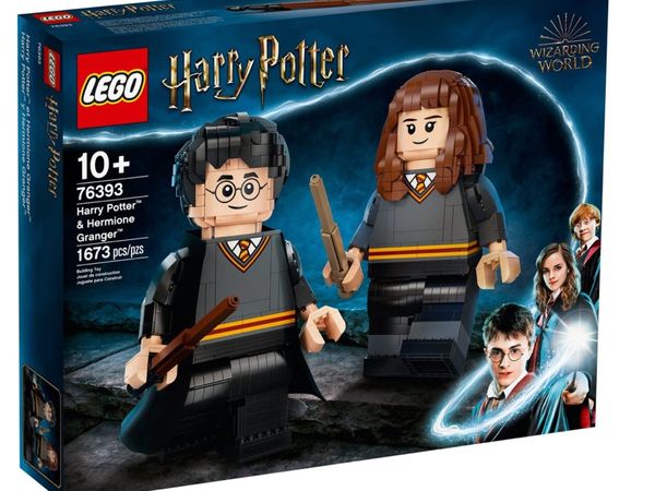 NEW UNOPENED HARRY POTTER SET WITH FREE LEGO CAR.