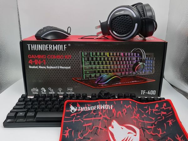 Headset, mouse, keyboard & mouse-pad
