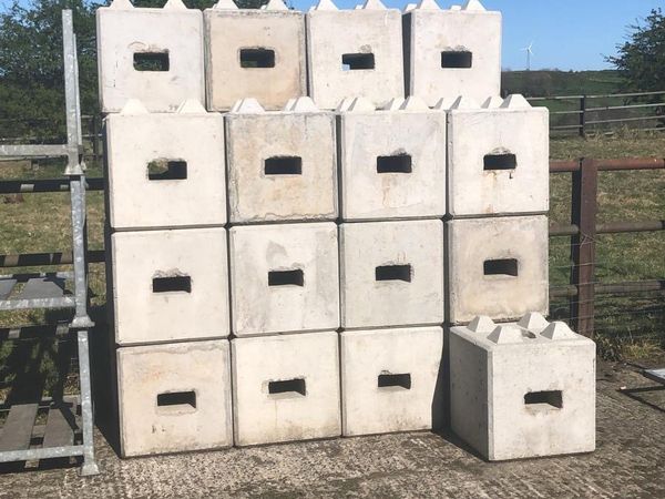Concrete Ballast blocks