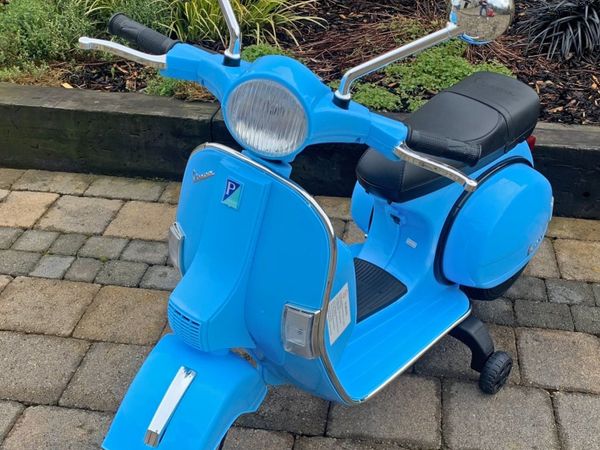 12v Licensed Vespa Blue Electric Ride On Motorbike