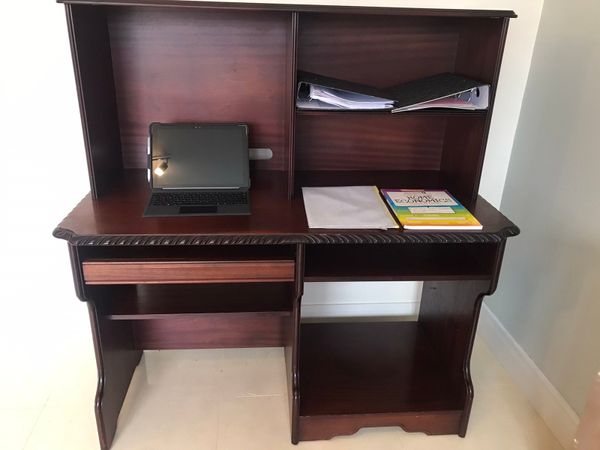 Mahogany Desk -A Beautiful Piece!