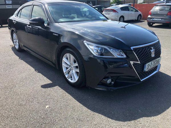 Toyota Crown Saloon, Petrol, 2013, Black