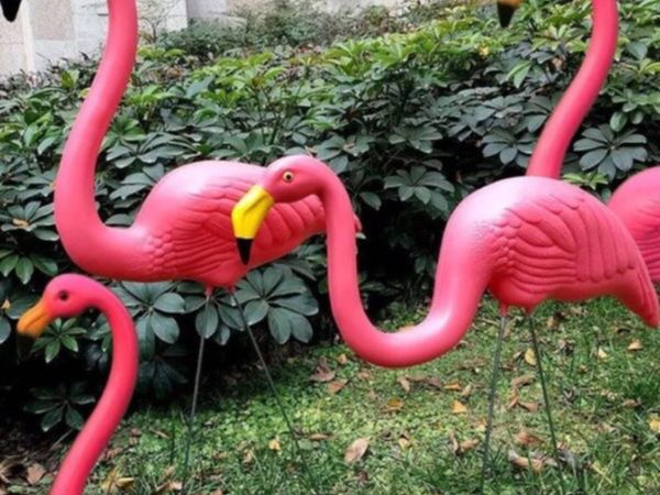 Set of 2 x Flamingos Garden Ornaments
