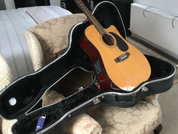 Takamine SG Acoustic /Electric Year 2000