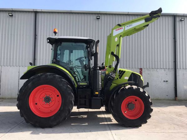 CLAAS ARION 630