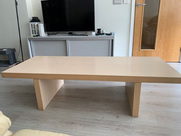 Dining table & coffee table