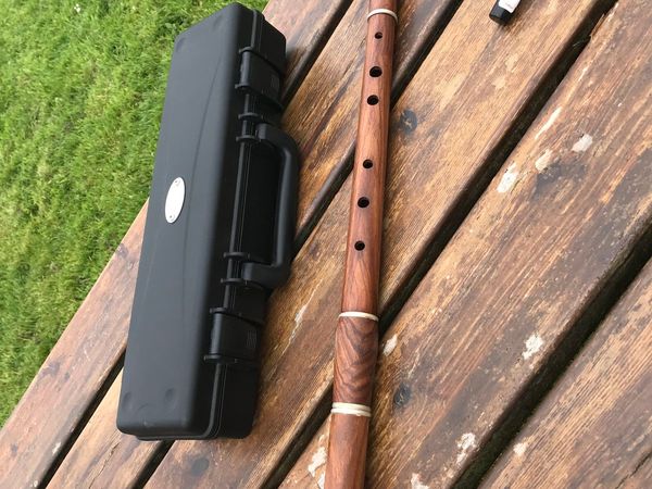 McNeela Rosewood flute with foam lined case
