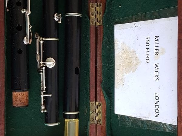 wooden flute in mahogany case. Had it checked out recently by noted flute player who said very good flute but would need a little tuning. I have no knowledge of flutes so please keep the questions simple.