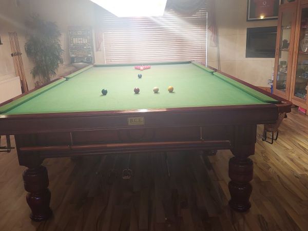 B.C.E Reilly 1992 World Championship Snooker Table